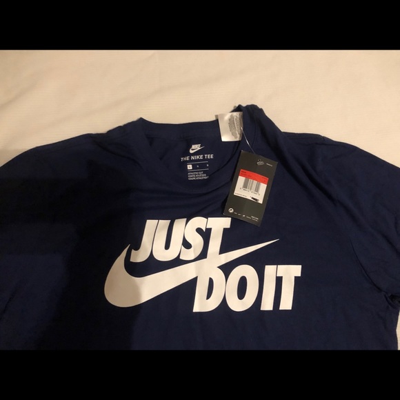 NWT Nike Just Do It Swoosh Large Navy T-shirt - Picture 2 of 4